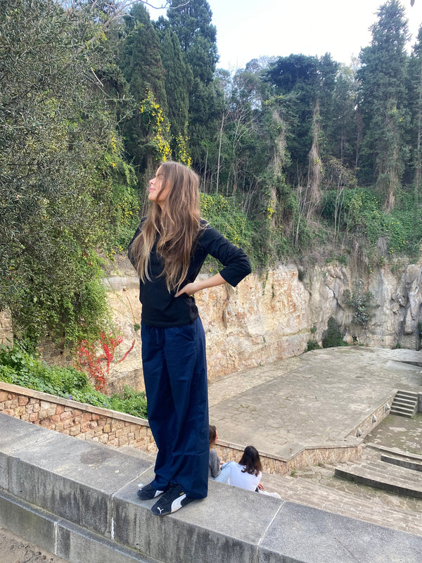 | navy